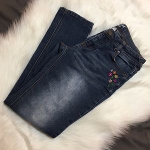 🌻NWOT Floral Denim Jeans!
